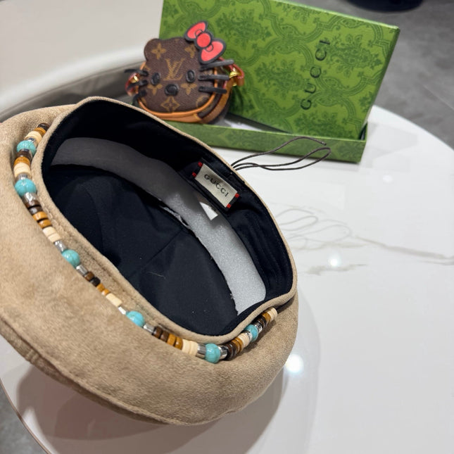 GUCCI 26S SUEDE BERET STYLE 83