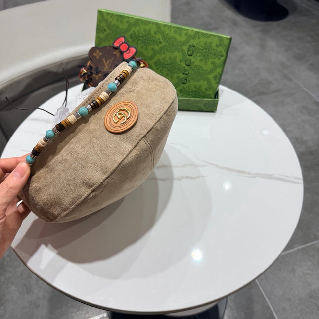 GUCCI 26S SUEDE BERET STYLE 83
