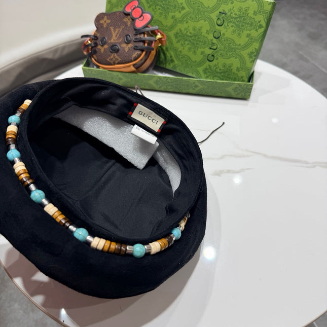 GUCCI 26S SUEDE BERET STYLE 82