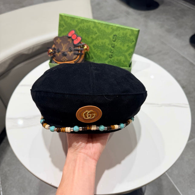 GUCCI 26S SUEDE BERET STYLE 82