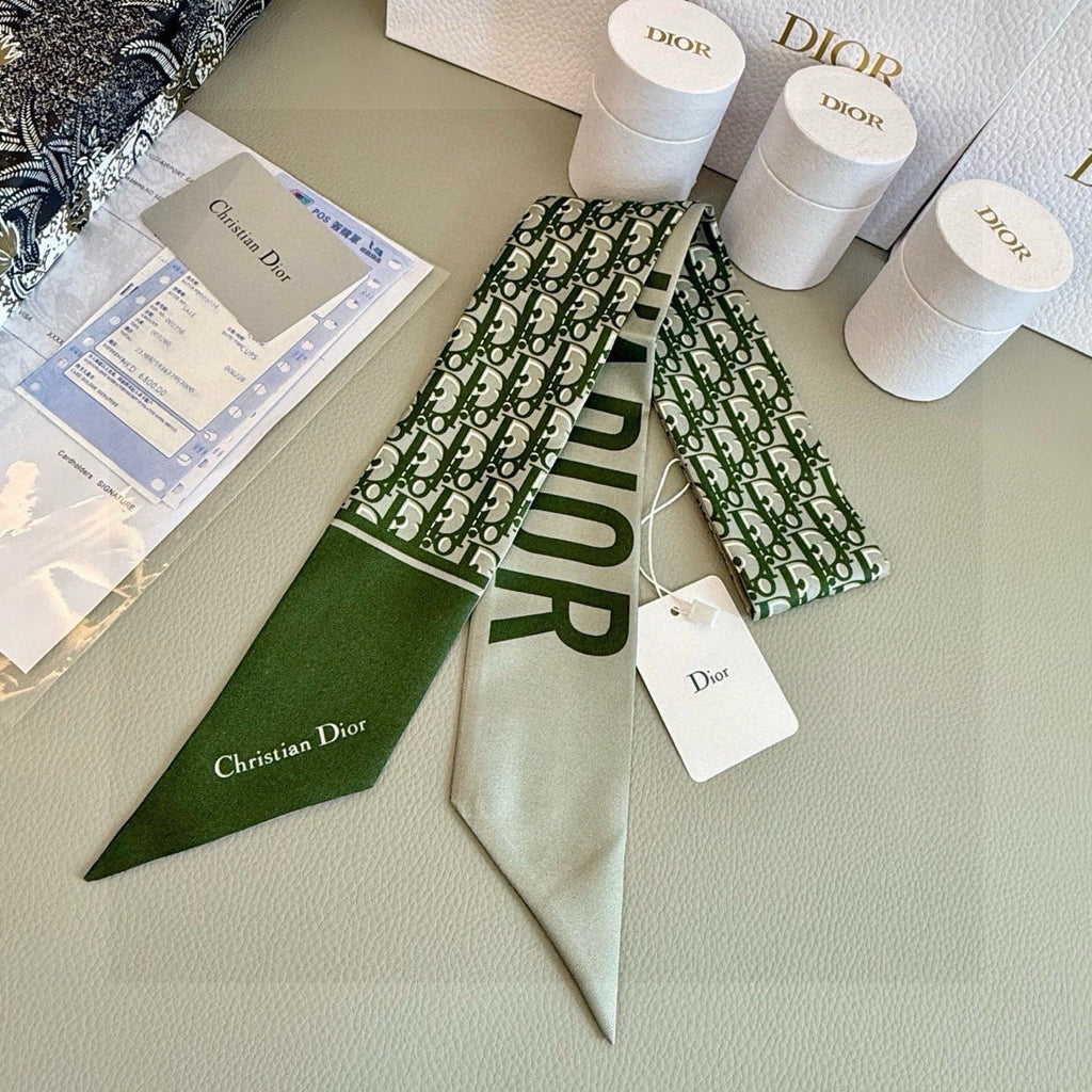 DIOR 26S SCARF 105CM IN SILK 297750