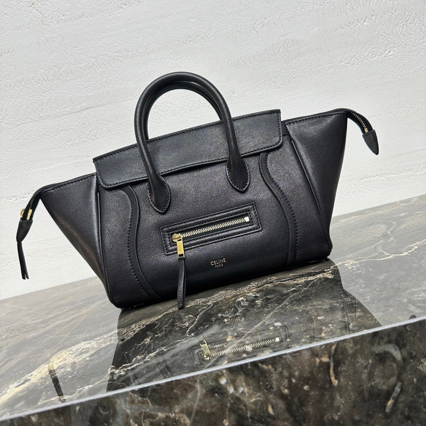 CELINE 25S NEW LUGGAGE 38MM IN BLACK SHINY LAMBSKIN GOLD HARDWARE