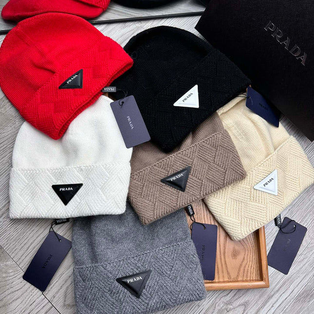 BEANIE HAT IN SHADOW GRAY WOOL AND RABBIT FUR 436396