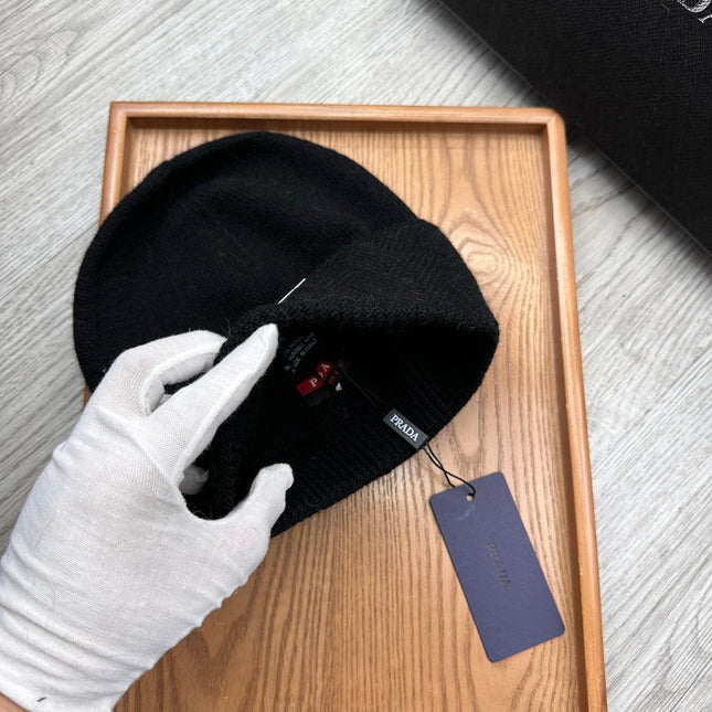 BEANIE HAT IN BLACK WOOL AND RABBIT FUR 436400