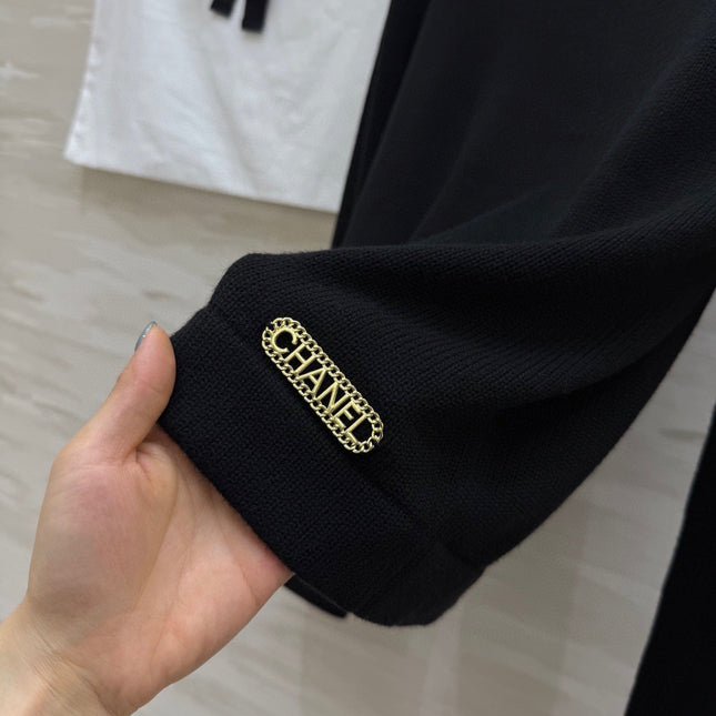 CHANEL 25S SWEATER 470