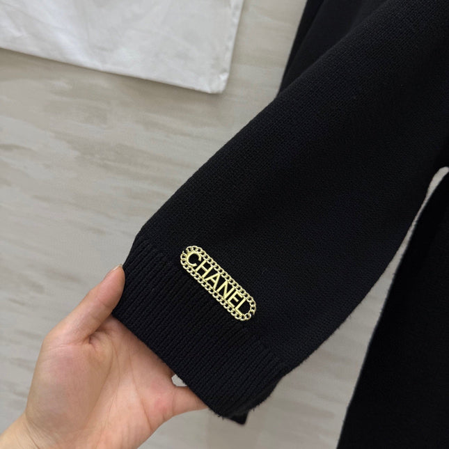 CHANEL 25S CASHMERE CAMISOLE 472