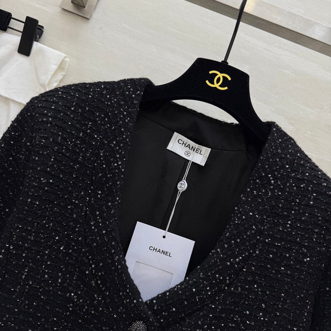 CHANEL 25S SEQUIN-EMBELLISHED TWEED JACKET 476