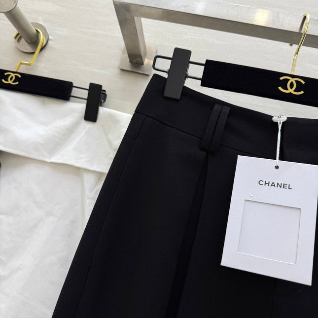 CHANEL 25S WIDE-LEG STRAIGHT PANTS 637