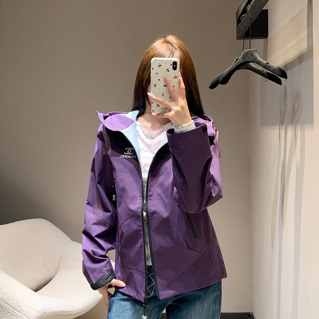 CHANEL 25S HOODED SPORTS JACKET 446