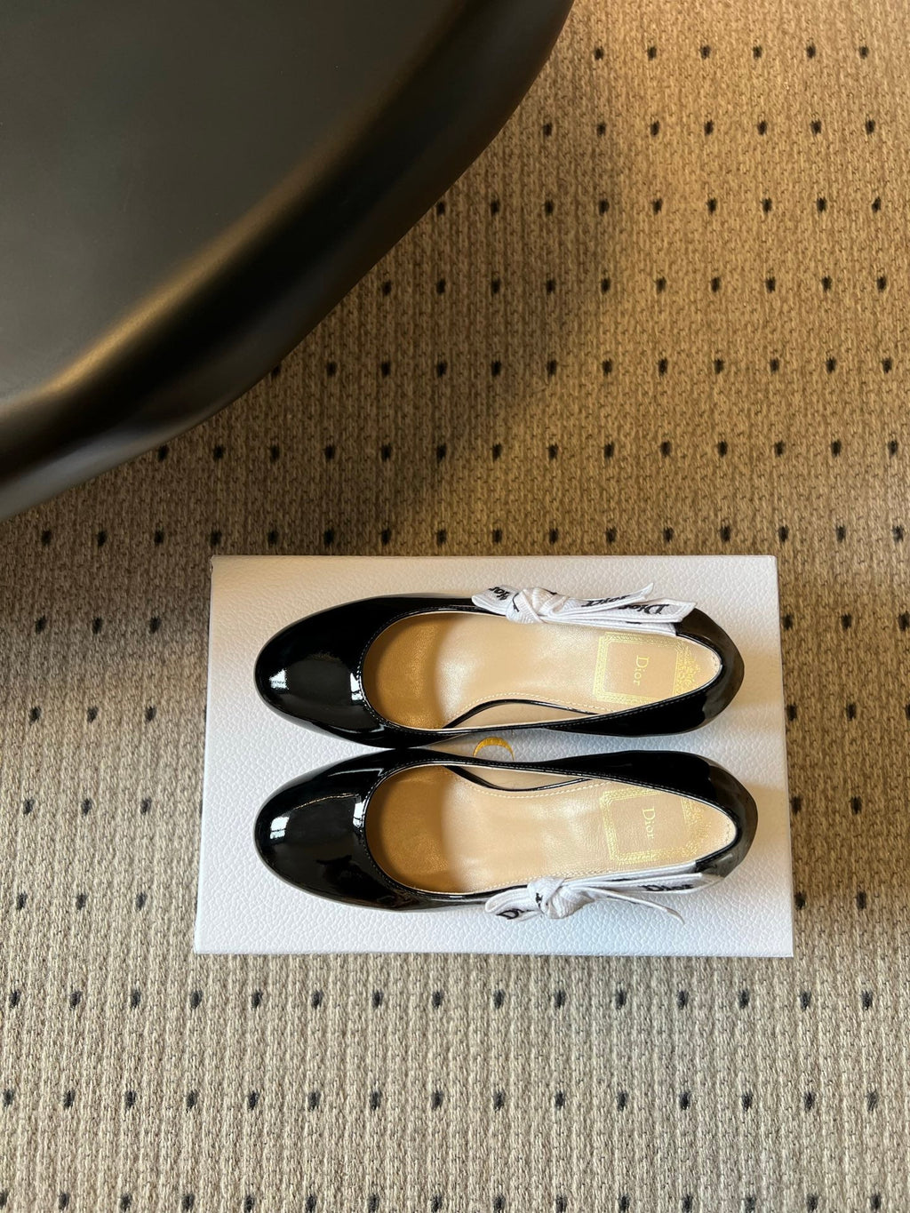 DIOR 26S HIGH HEELS 80 MM IN BLACK PATENT CALFSKIN WITH RIBBON BOW