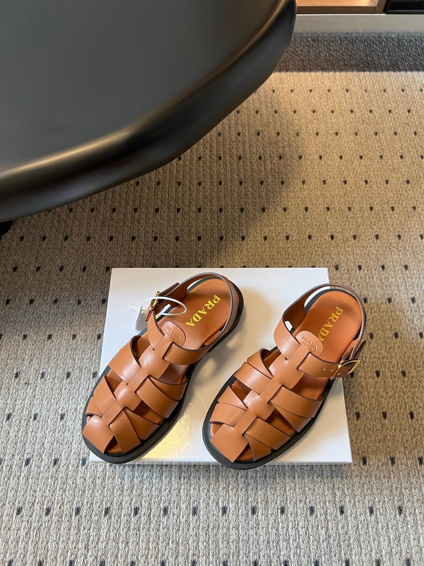 PRADA 26S ANKLE STRAP FISHERMAN SANDALS IN BROWN CALFSKIN