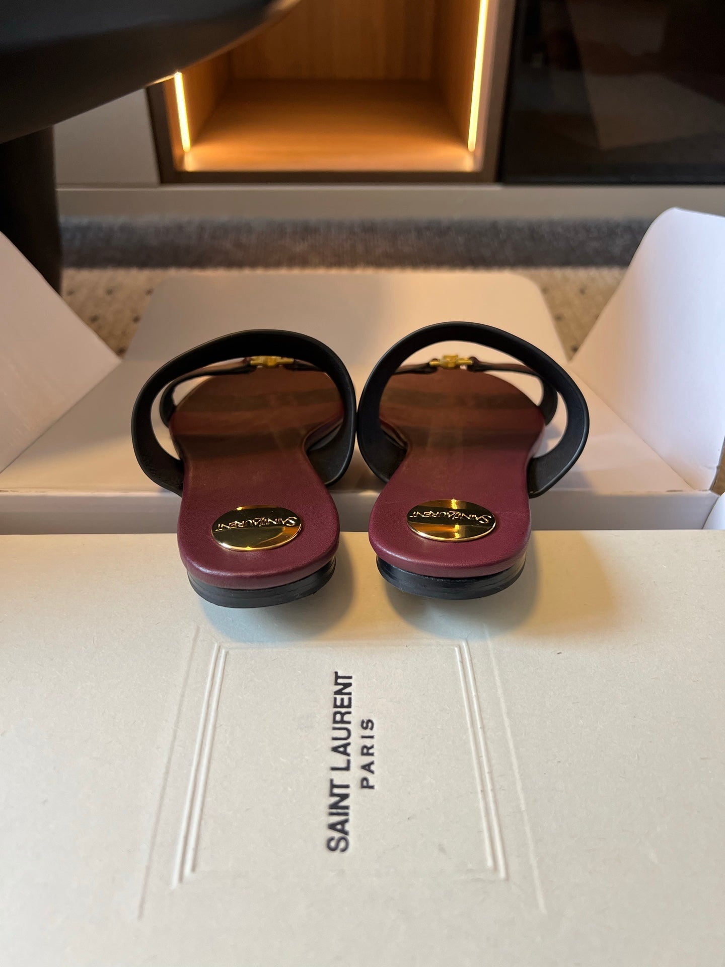 YSL 26S TWO-STRAP SANDALS IN DARK RED LAMBSKIN