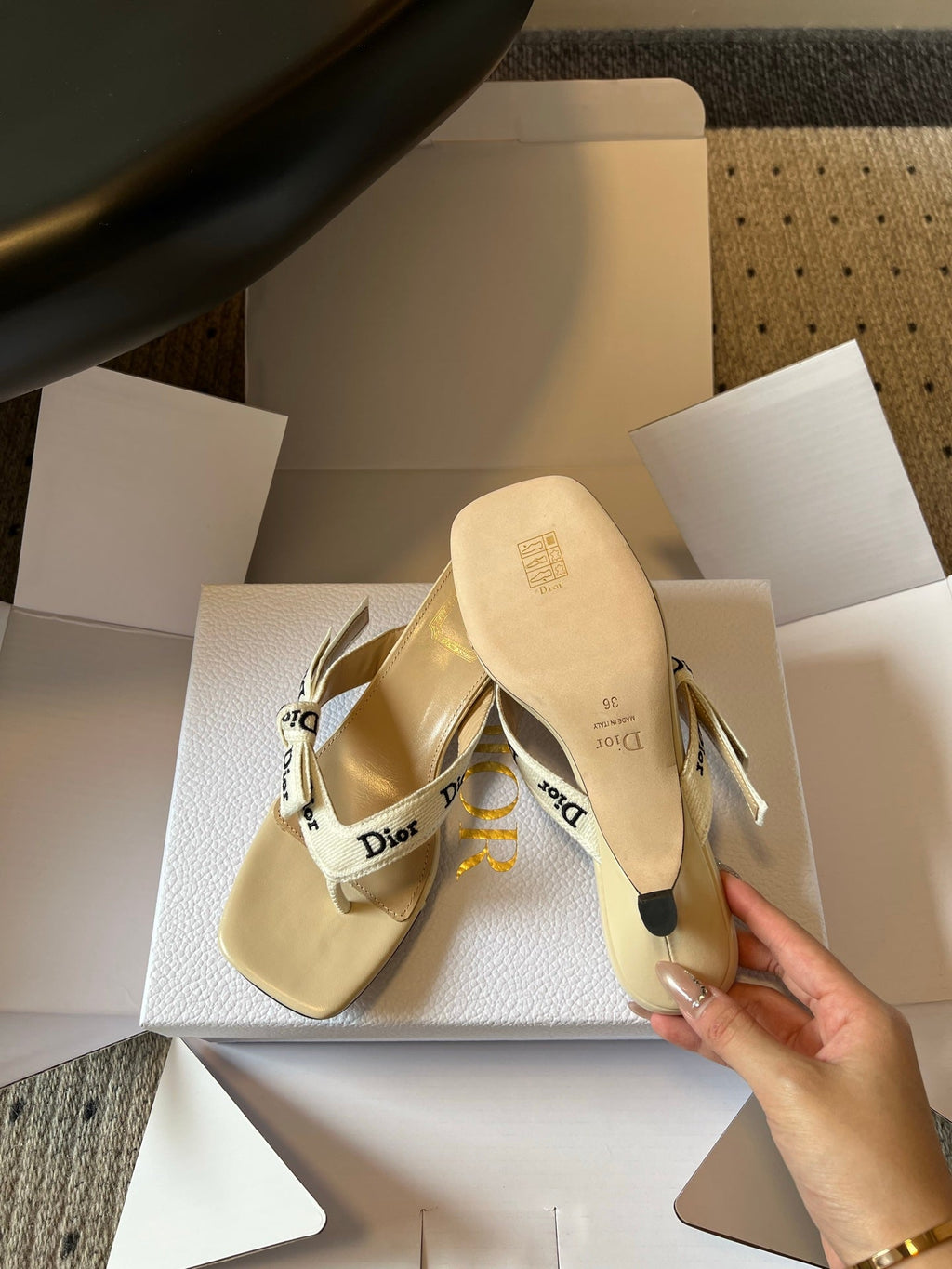 DIOR 26S HIGH-HEEL THONG SANDAL 35MM IN BEIGE EMBROIDERED CANVAS AND CALFSKIN