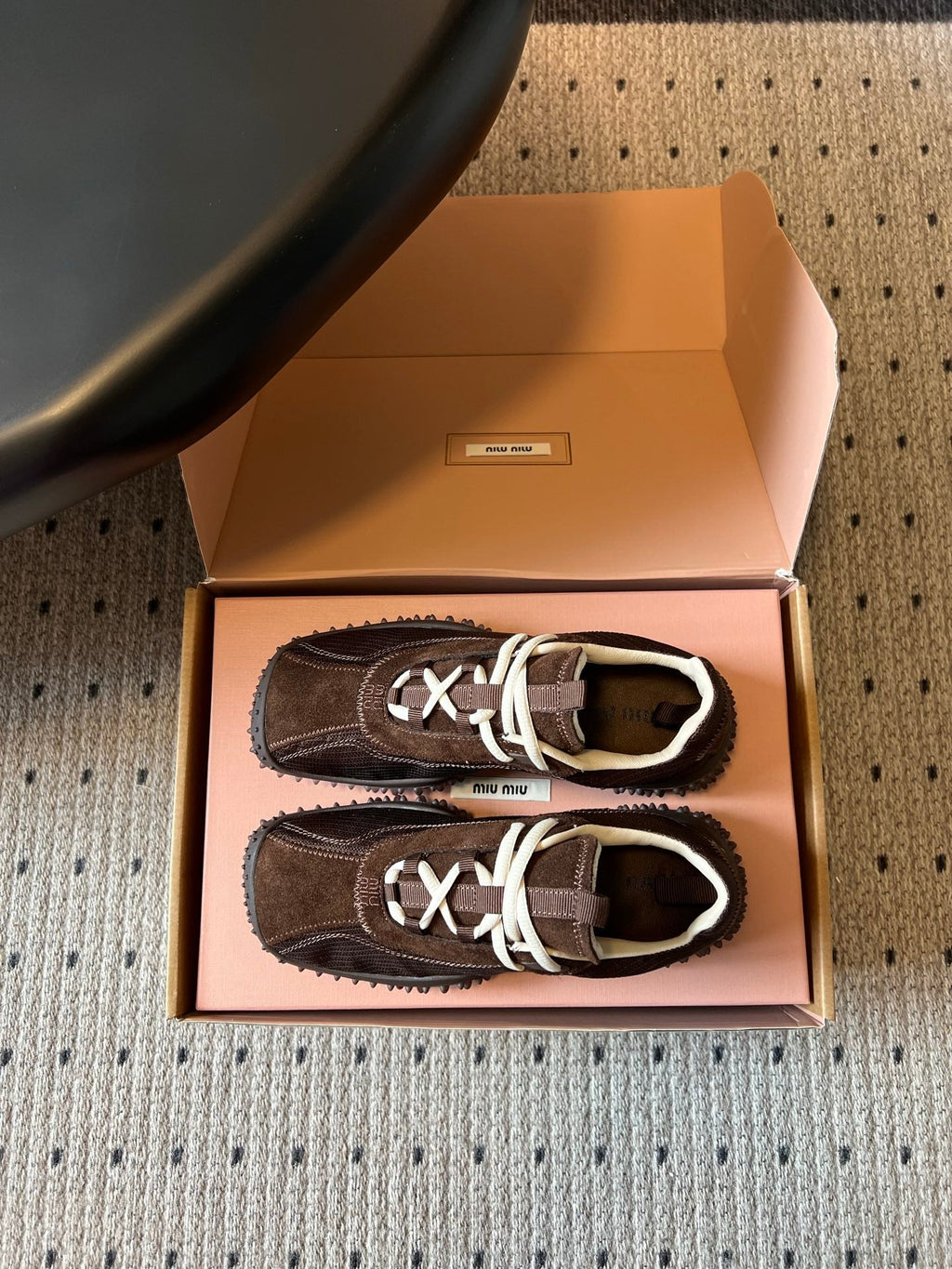 MIUMIU 26S SNEAKERS IN DARK BROWN SUEDE