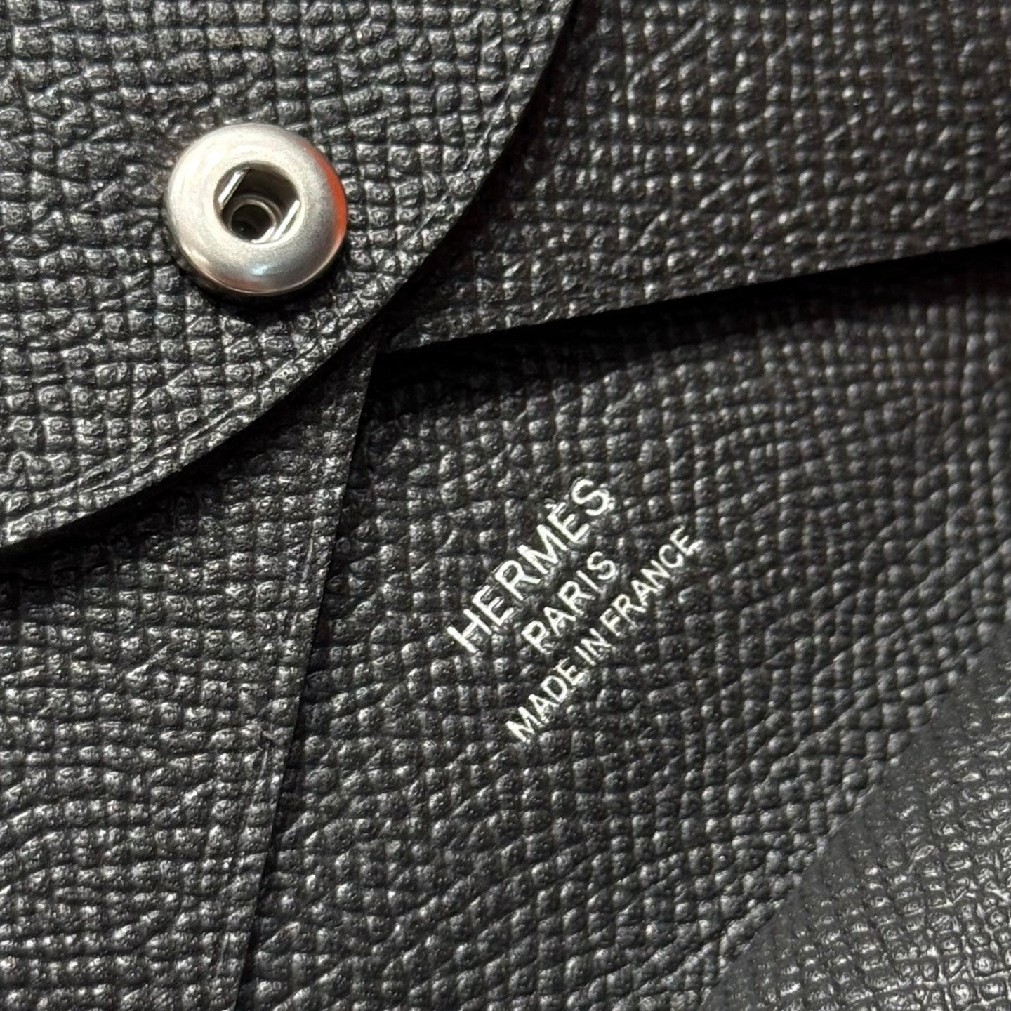 CALVI DUO COMPACT CARD HOLDER IN BLACK EPSOM CALFSKIN