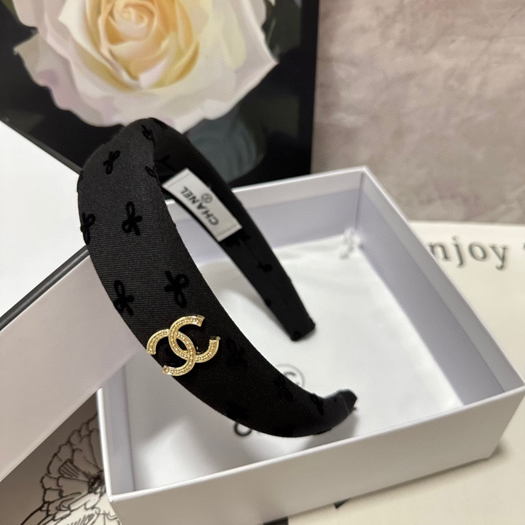BLACK FABRIC HAIRBAND 432839