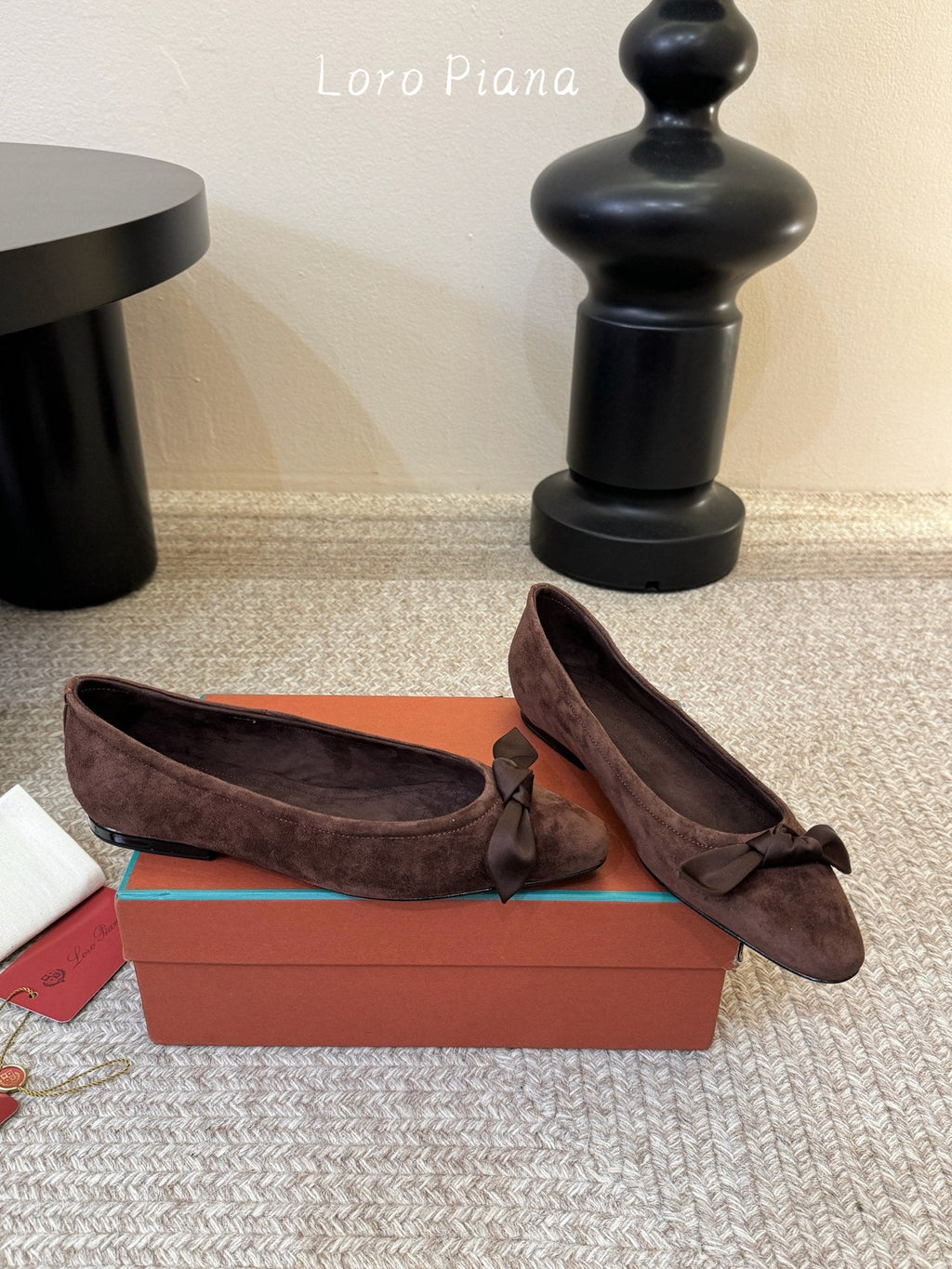 LP 26S BALLET FLATS IN DARK BROWN SUEDE WITH SATIN BOW