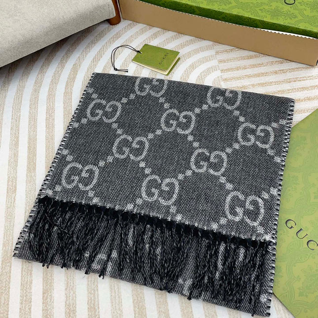 GG JACQUARD WOOL SCARF BLACK 398285