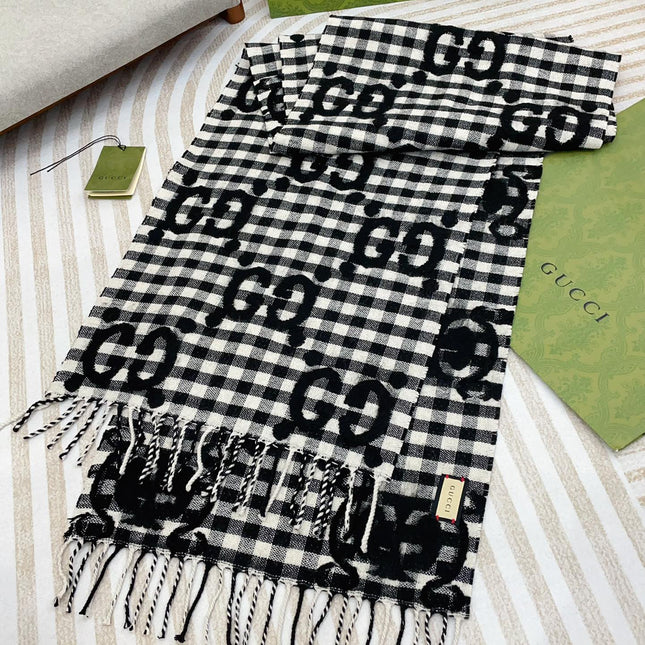 SCARF 220 CM IN BLACK MIX WHITE WOOL 401165