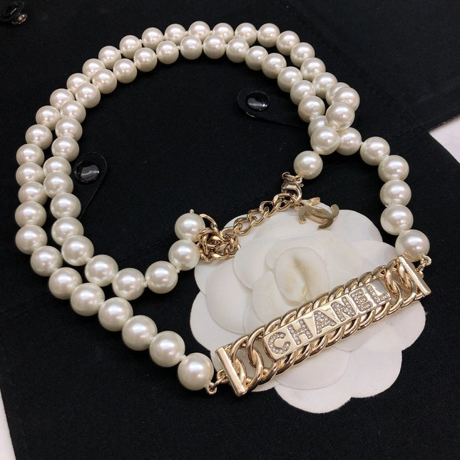 CHANEL 25S CHAIN BELT IN WHITE PEARL 615991