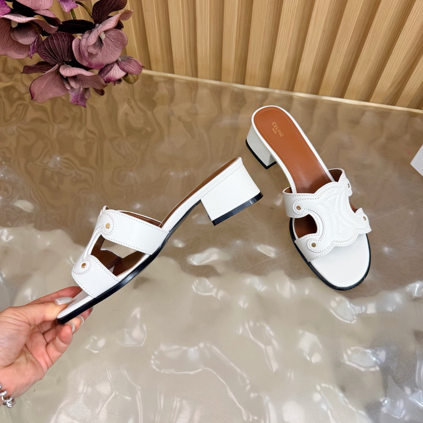 CELINE 26S TRIOMPHE BLOCK HEEL MULES IN WHITE CALFSKIN