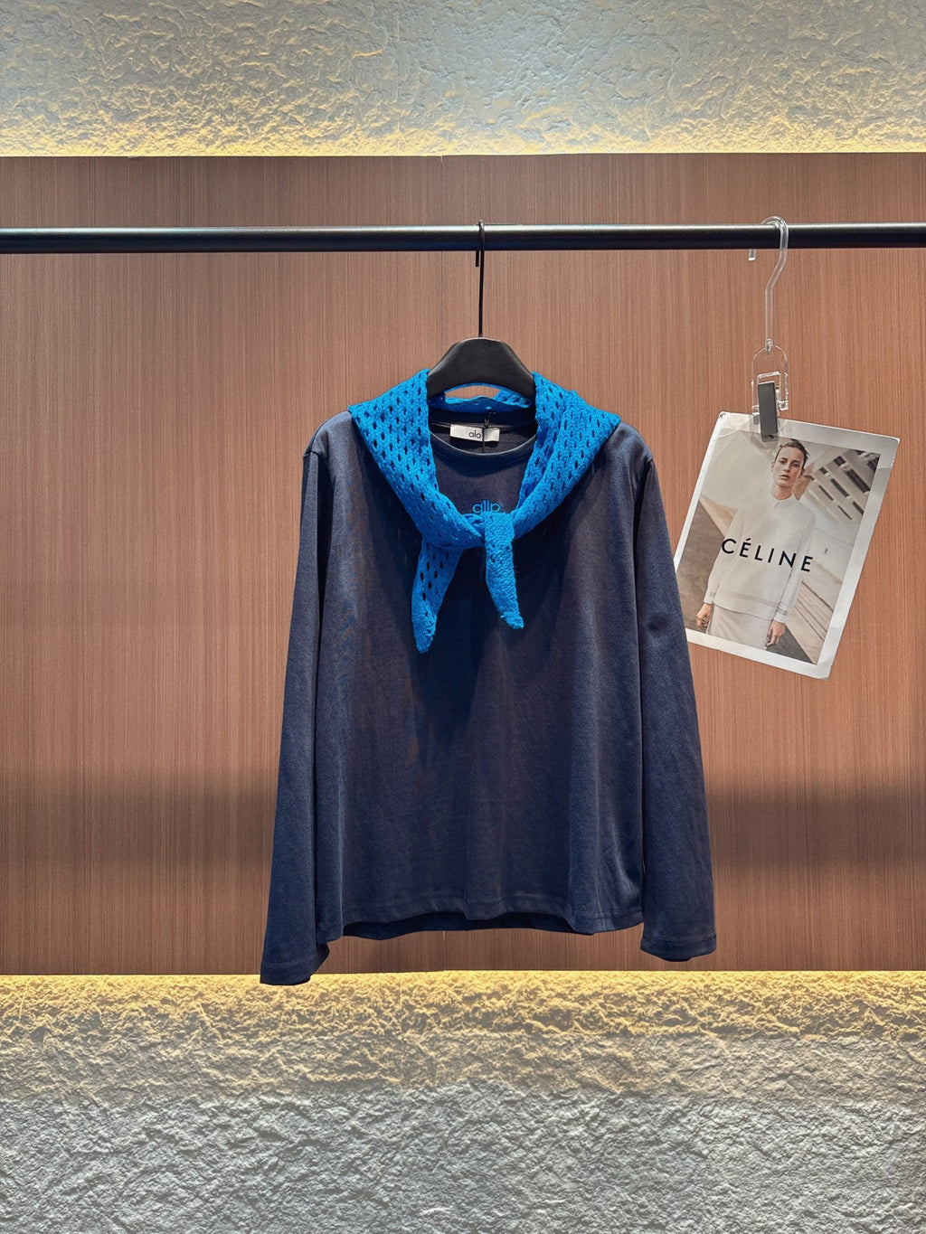 ALO T-SHIRT WITH SCARF STYLE 150
