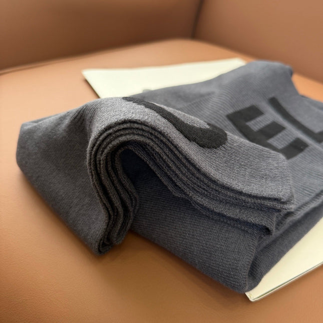 CHANEL 25S SCARF 170 CM IN CASHMERE 943080