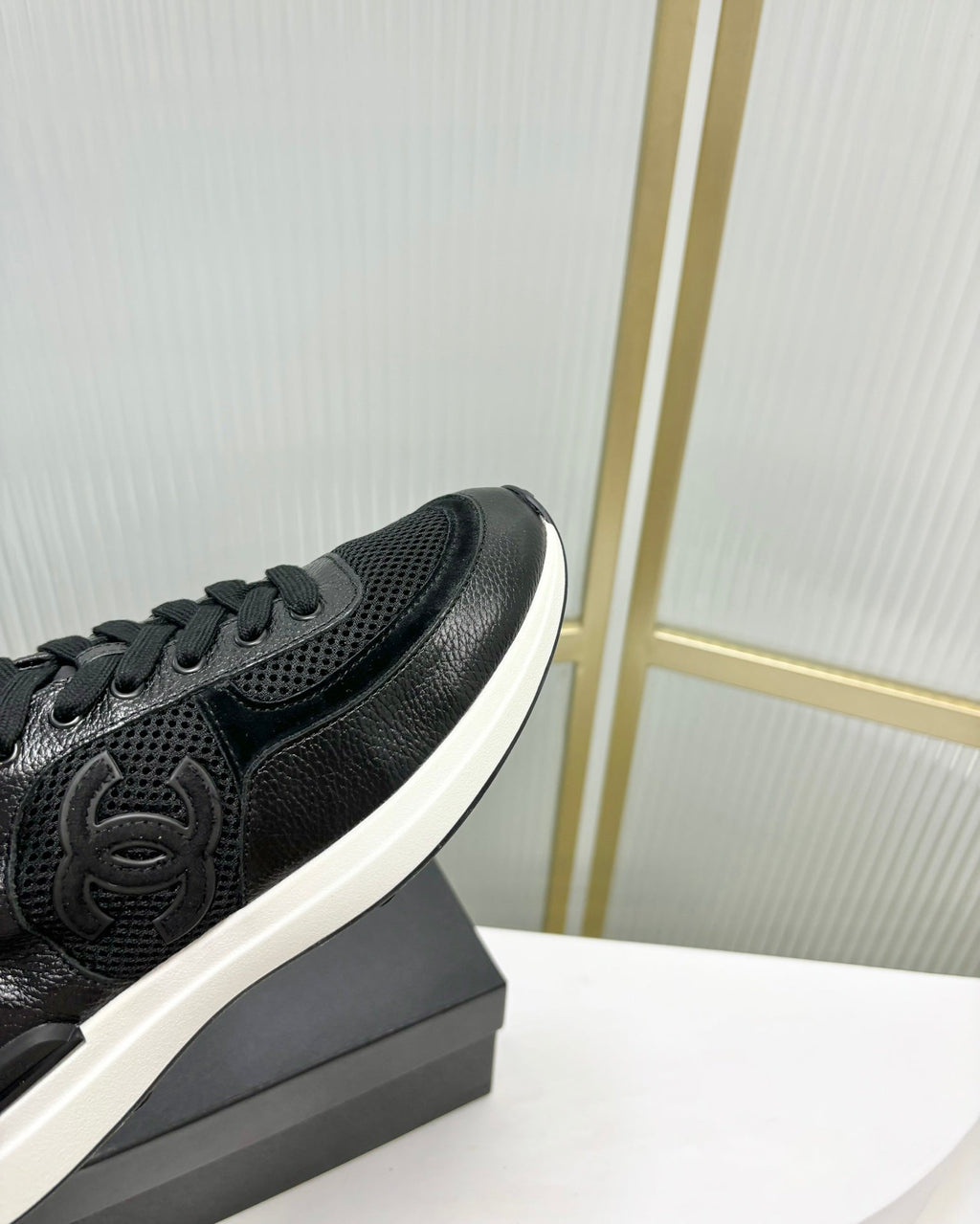 SNEAKER IN BLACK SUEDE