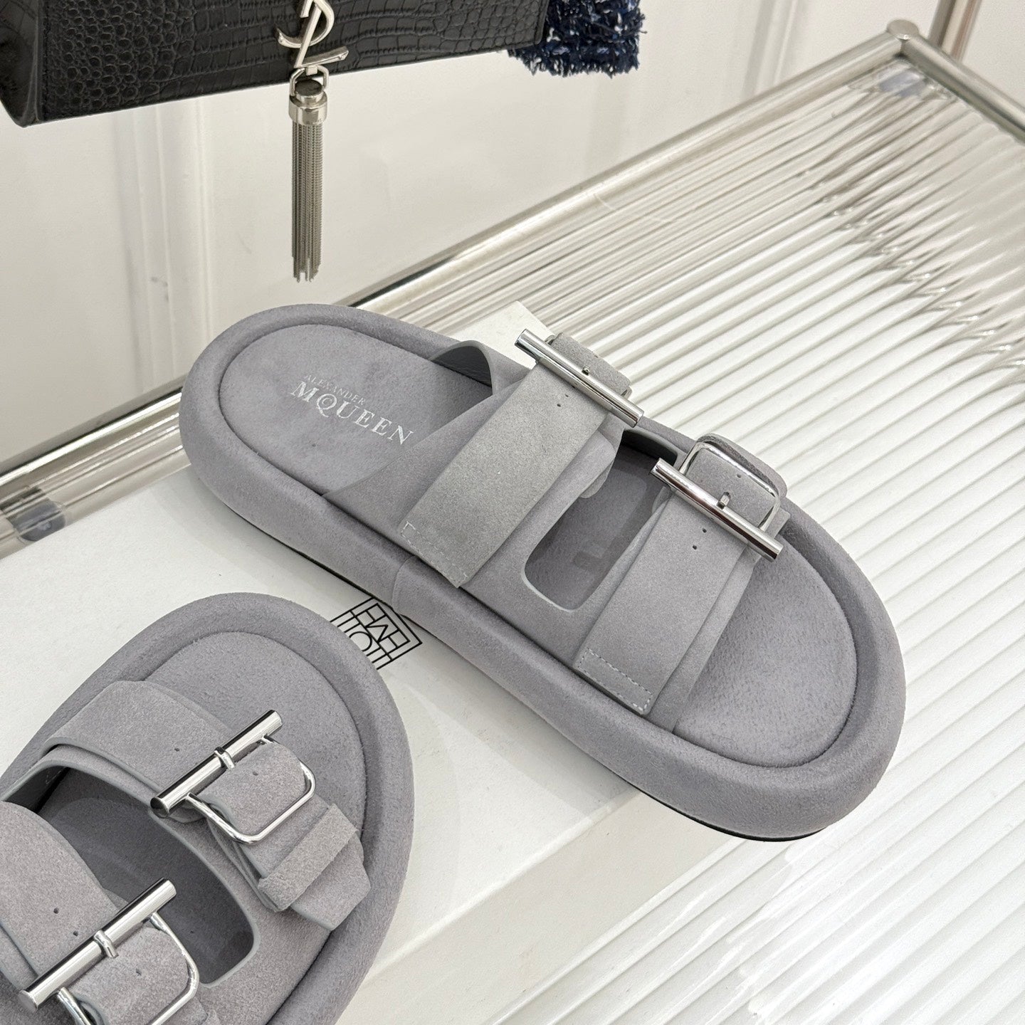 HYBRID SLIDE TWO STRAPS IN GREY SUEDE