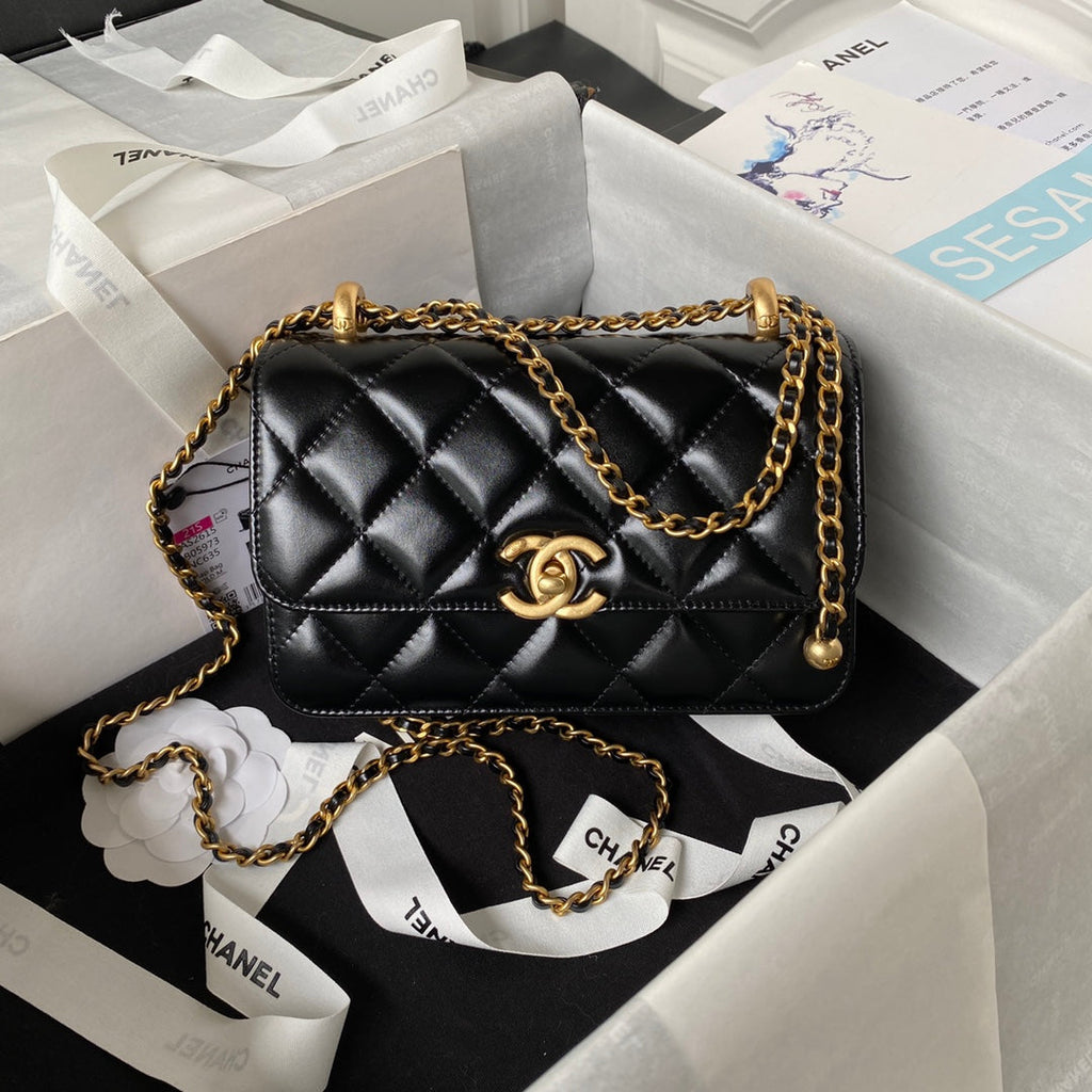 CC MINI 19 FLAP BAG IN BLACK CALFSKIN GOLD HARDWARE