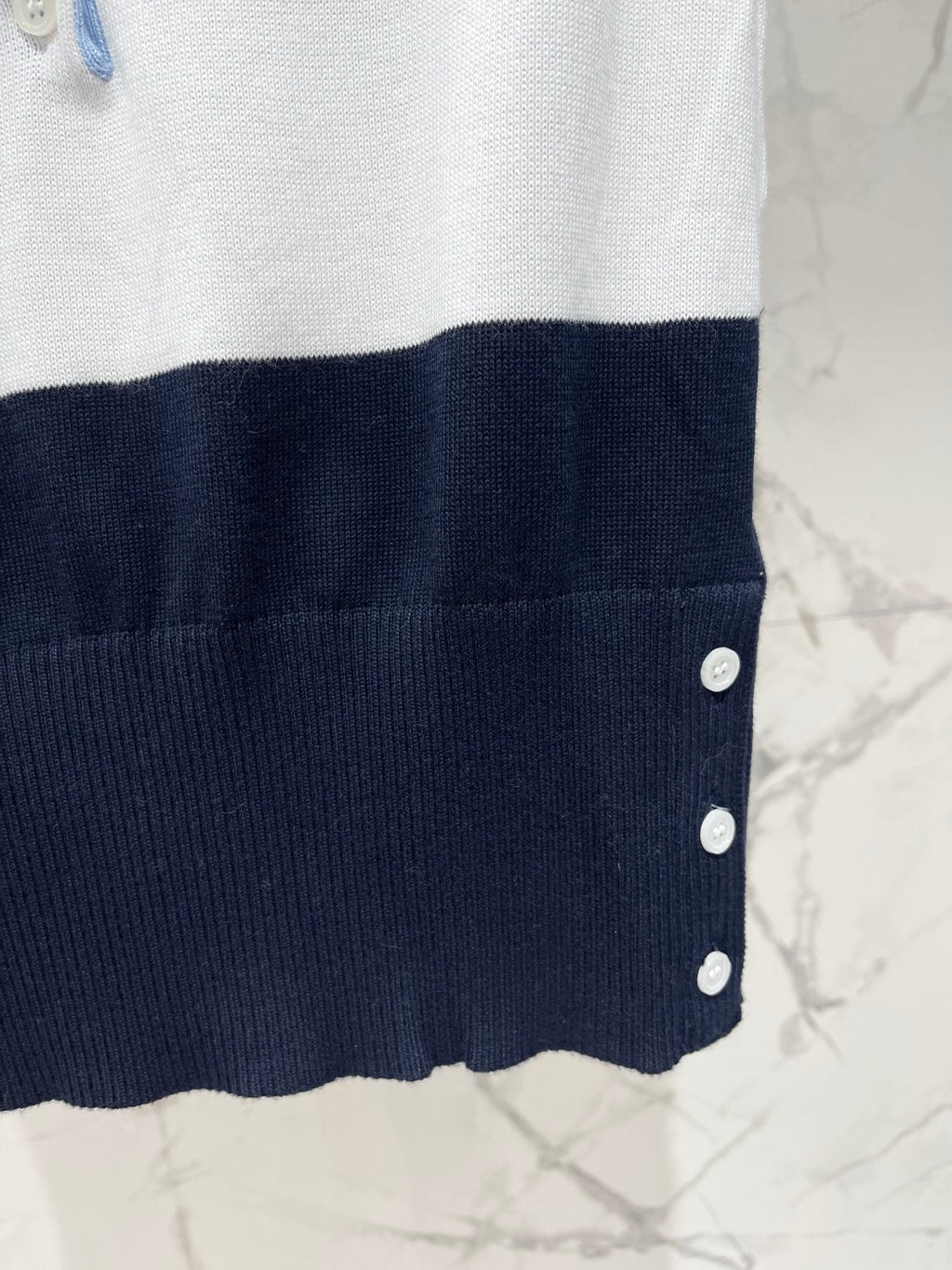 THOM 26S SLEEVELESS POLO KNIT TOP STYLE 219