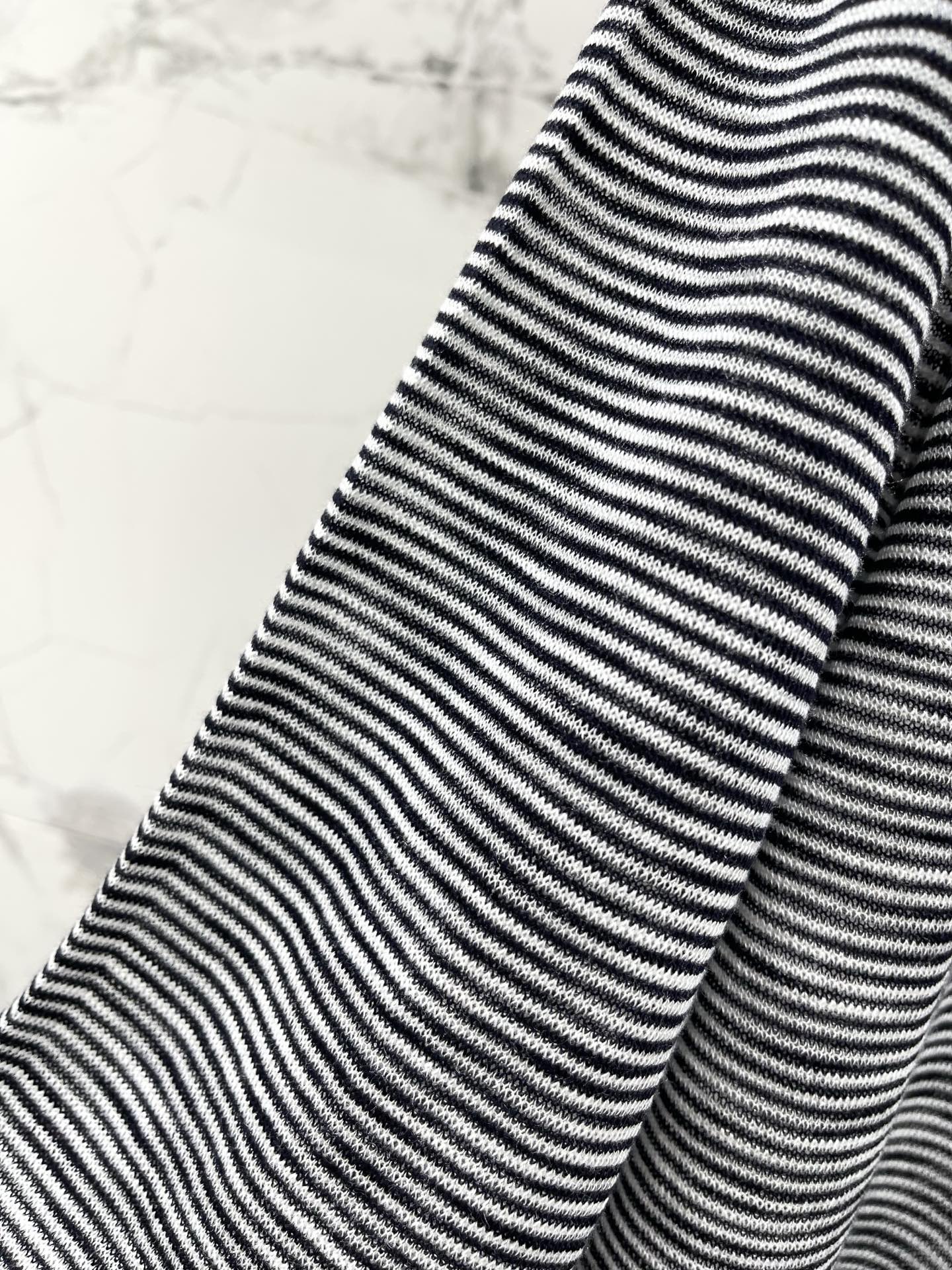THOM 26S LONG SLEEVE T-SHIRT STYLE 214