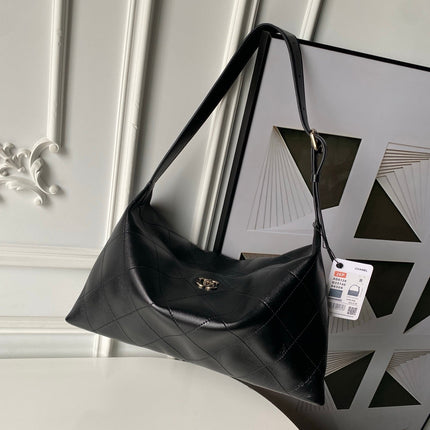 CHANEL 26S HOBO BAG 32 IN BLACK LAMBSKIN GOLD HARDWARE