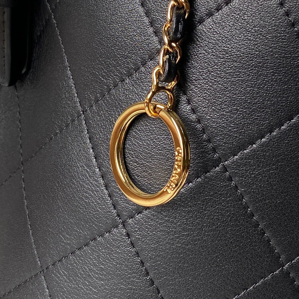 CHANEL 26S BUCKET SHOULDER BAG 27 IN BLACK LAMBSKIN GOLD HARDWARE