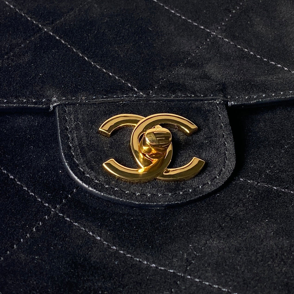 CHANEL 26S CLASSIC FLAP MEDIUM 39 IN BLACK QUILTED SUEDE AND CALFSKIN GOLD HARDWARE