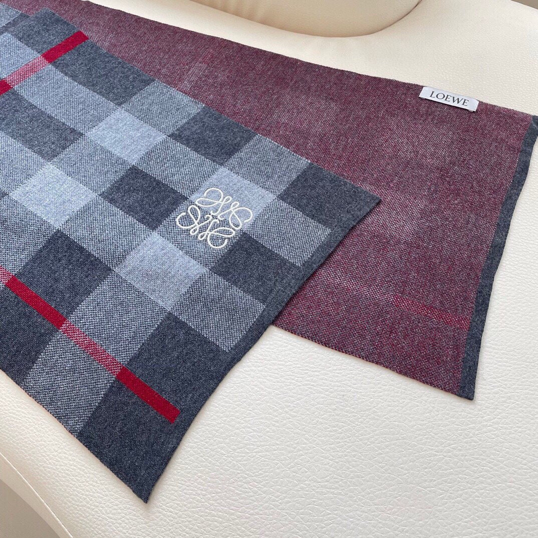LOEWE 26S SCARF 180 IN CASHMERE 524367