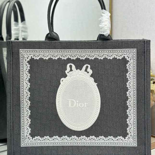 DIOR 26S BOOK TOTE BAG 42 IN GREY AND WHITE LACE BAYADERE FABRIC