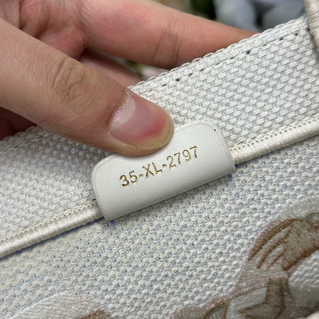 DIOR 26S TOTE BAG 36 IN CREAM BEIGE EMBROIDERED FABRIC
