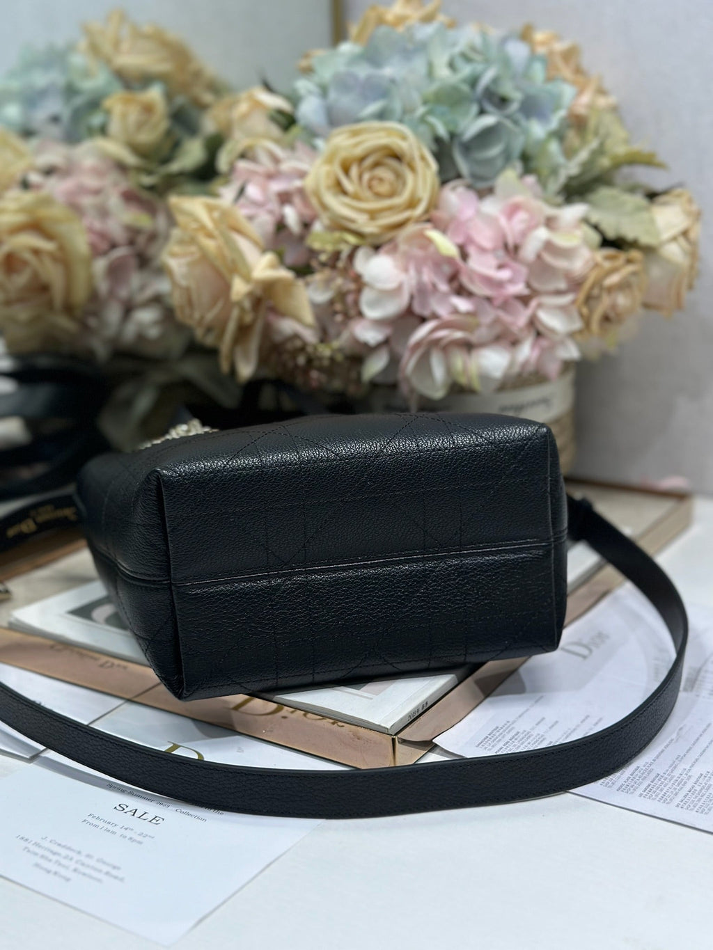 DIOR 26S TOUJOURS BAG 18 IN BLACK GRAINED CALFSKIN