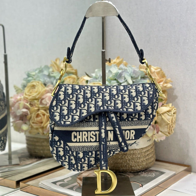 DIOR 26S SADDLE BAG 25 IN NAVY BLUE AND WHITE OBLIQUE JACQUARD