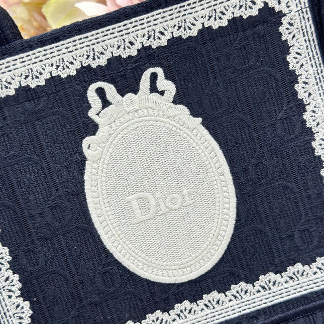 DIOR 26S  BOOK TOTE BAG 20 IN NAVY BLUE AND WHITE FABRIC