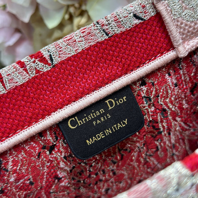 DIOR 26S MINI BOOK TOTE 26 IN LIGHT BEIGE WOVEN FABRIC STYLE 1