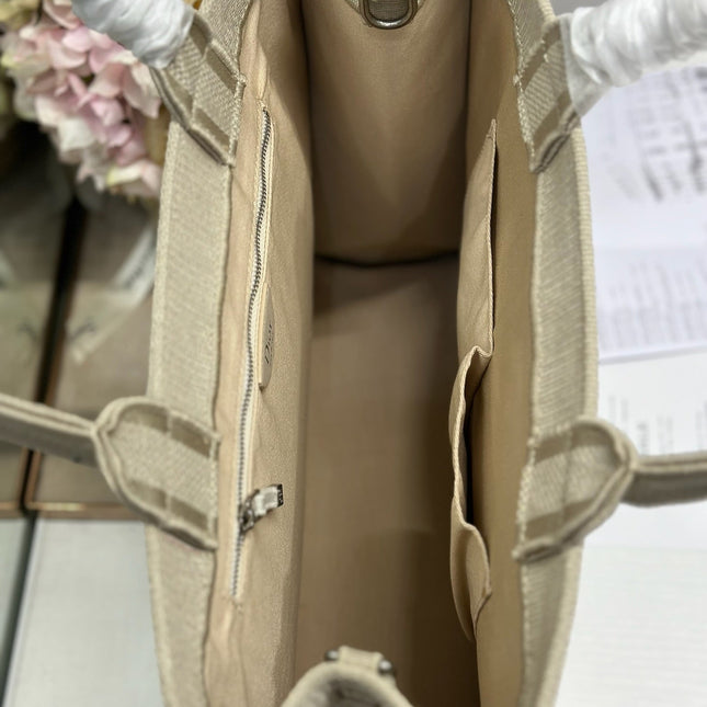 DIOR 26S LARGE BOOK TOTE 42 IN BEIGE WOVEN FABRIC