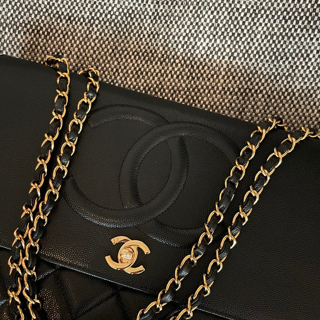 CHANEL 26S LARGE CC LOGO FLAP SHOULDER BAG 33 IN BLACK CAVIAR CALFSKIN GOLD HARDWARE