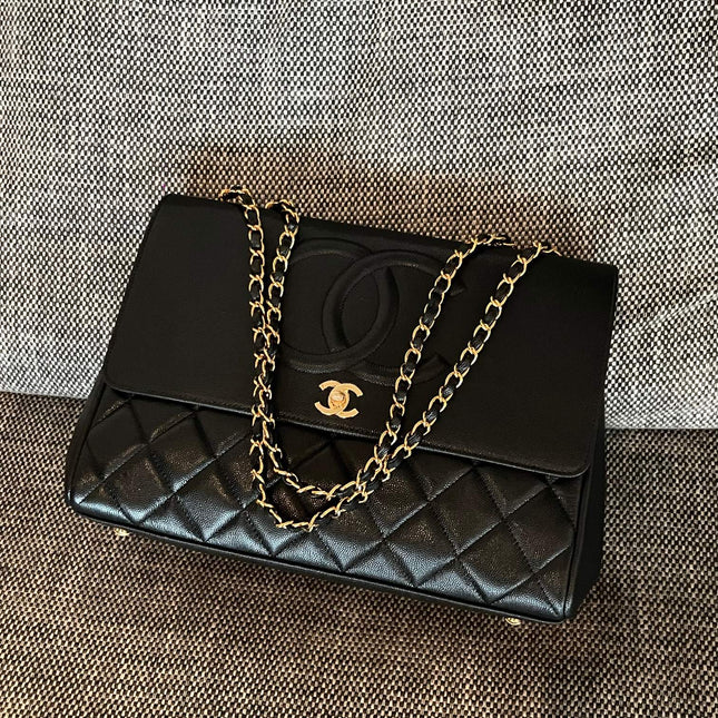 CHANEL 26S LARGE CC LOGO FLAP SHOULDER BAG 33 IN BLACK CAVIAR CALFSKIN GOLD HARDWARE