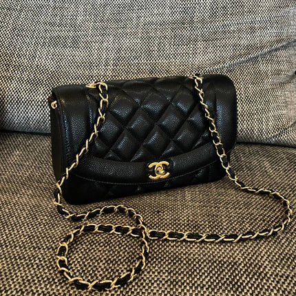 CHANEL 26S FLAP SHOULDER BAG 22 IN BLACK CAVIAR CALFSKIN GOLD HARDWARE