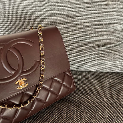 CHANEL 26S LARGE CC LOGO FLAP SHOULDER BAG 33 IN DARK BROWN LAMBSKIN GOLD HARDWARE