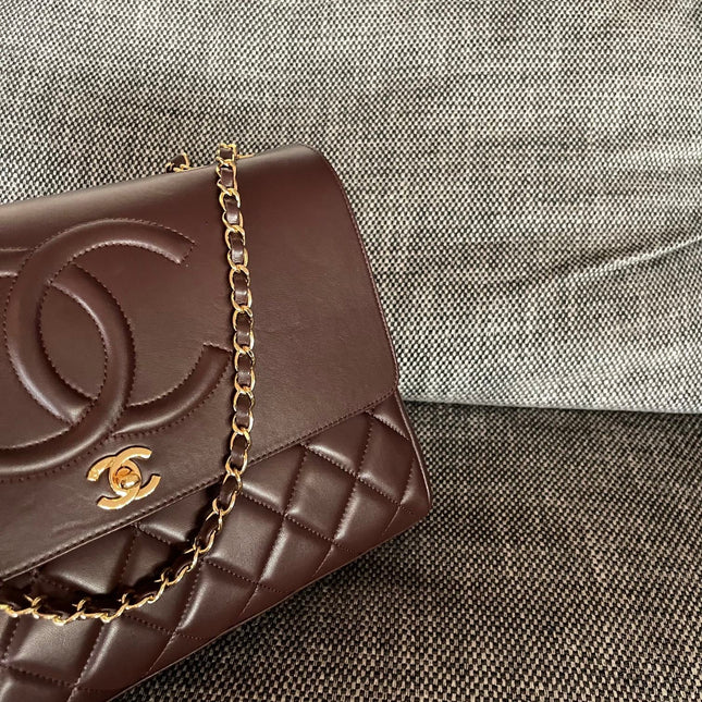 CHANEL 26S LARGE CC LOGO FLAP SHOULDER BAG 33 IN DARK BROWN LAMBSKIN GOLD HARDWARE