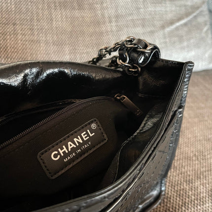 CHANEL 26S CLASSIC FLAP BAG 26 IN BLACK AGED CRINKLED CALFSKIN DARK SILVER HARDWARE