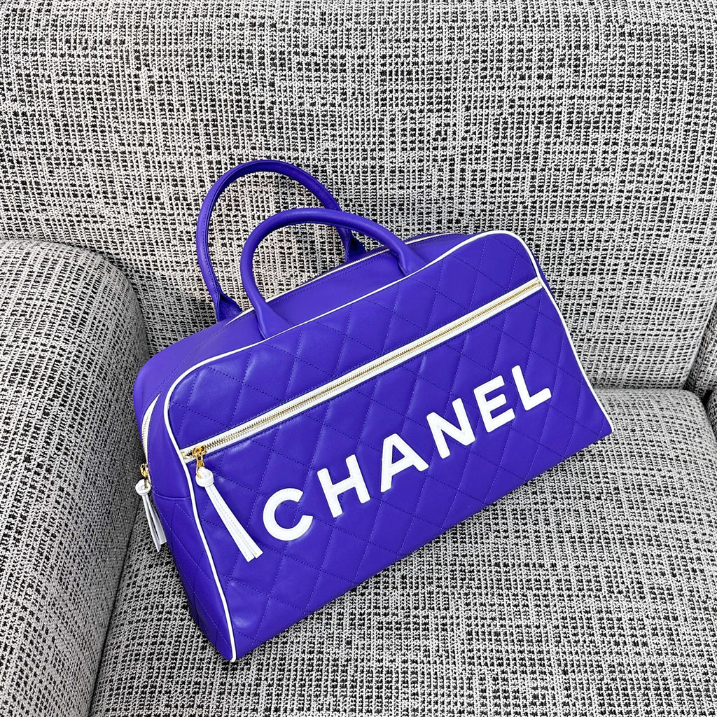CHANEL 26S BOWLING BAG LARGE 46 IN BLUE PURPLE AND WHITE CALFSKIN GOLD HARDWARE